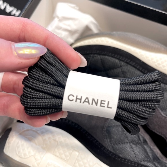 22C Chanel Sneakers Black & Dark Gray Mesh & Suede Calfskin - Picture 8 of 9